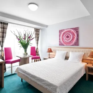 Petrus Hotel